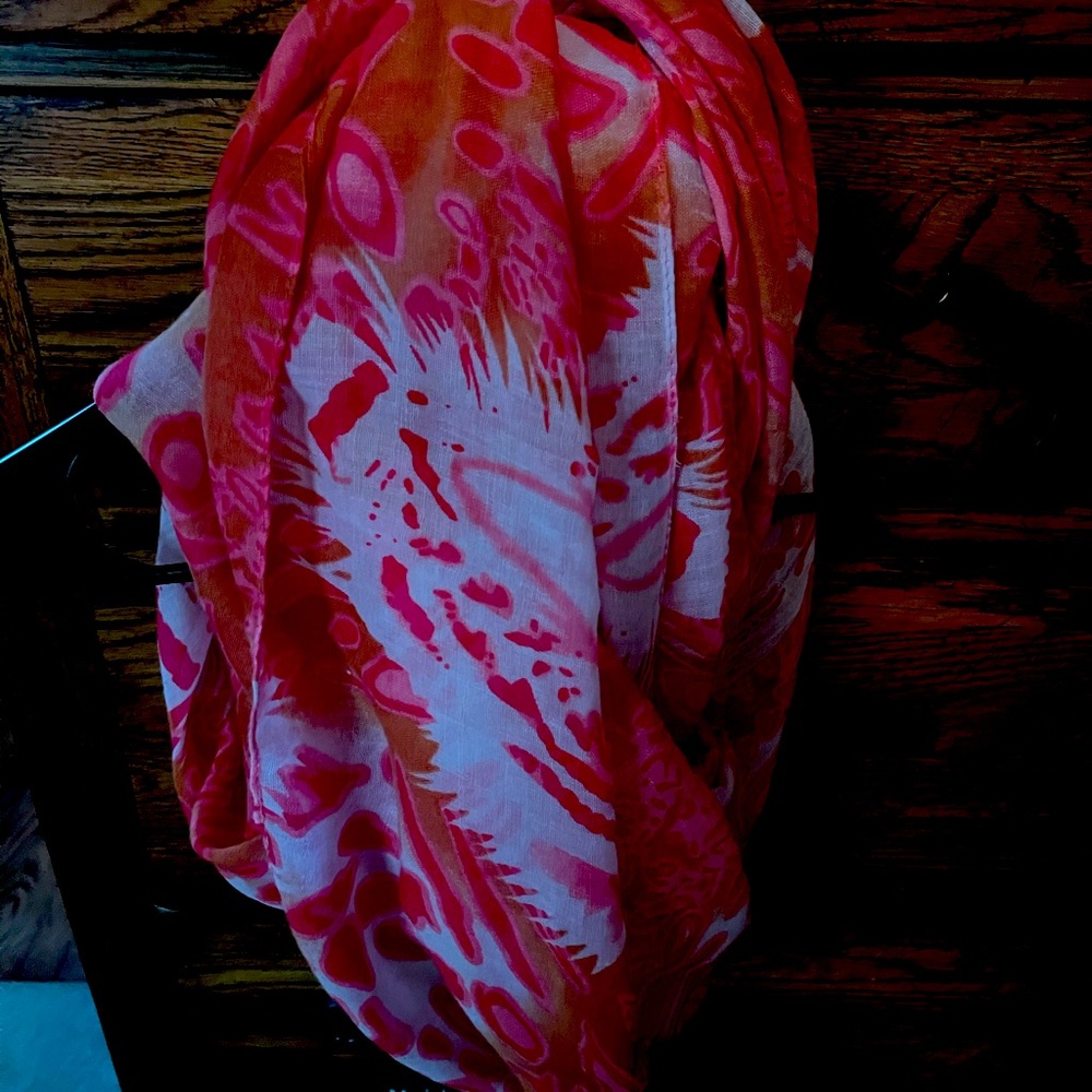 Scarf pink beautiful print